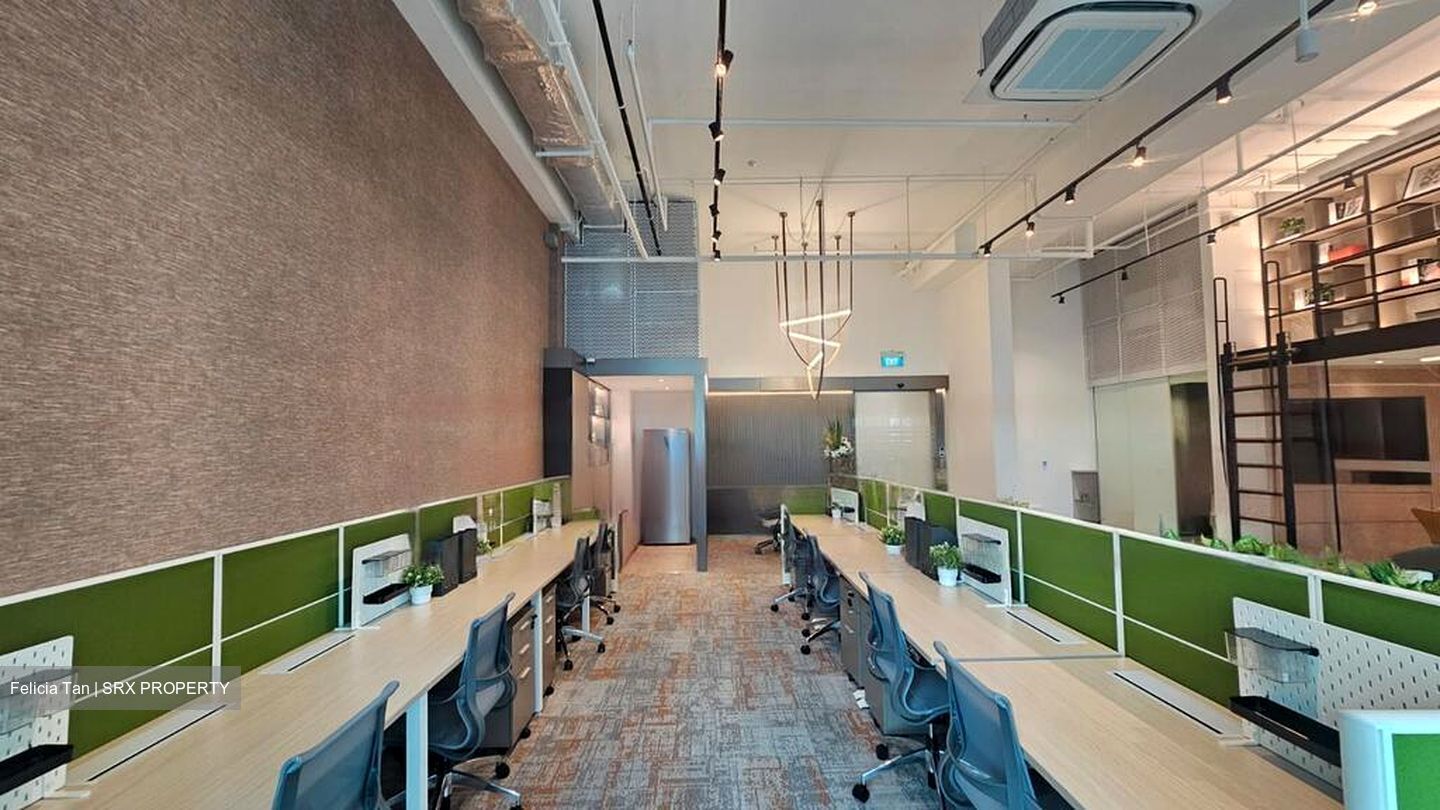 Arc 380 (D8), Office #548263651